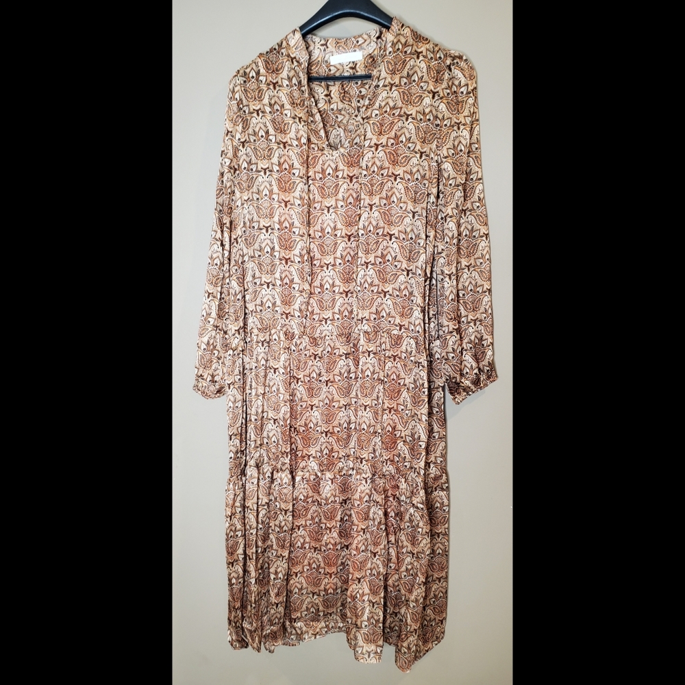Gorgeous boho mocha tan geometric print long sleeve dress - Picture 8 of 10
